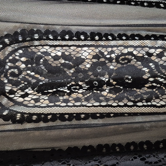 G.I.L.I. Long Fringe Overlay Black (L) With Sleeves - Picture 4 of 10